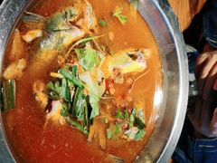 -野山舂·贵州现舂酸汤火锅(鸿通城店)