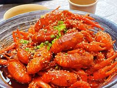 -肥肥虾庄·金牌油焖大虾(东湖欢乐谷店)