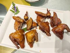 脆皮乳鸽-燕郊烧鸽子(和众店)