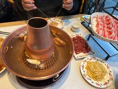 手切羊后腿-东门口涮肉·砂锅·烤串(老门东店)