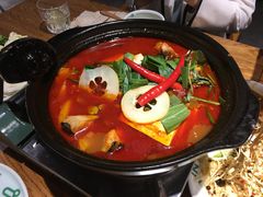-一坐一忘云南菜(嘉里中心店)