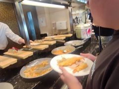 -中央电视塔旋转餐厅