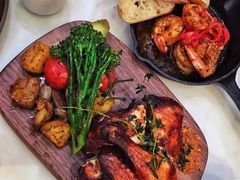 -théATRE茶聚场·餐厅(环球金融中心店)