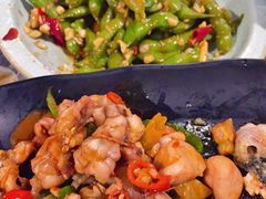 石锅牛蛙-虎虎龙虾大排档(双井店)