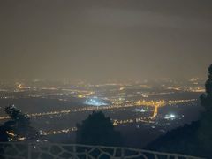 -鬼笑石后山停车场