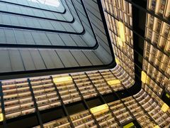 -上海虹桥中心爱琴海亚朵S酒店