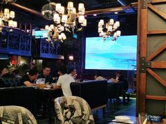 -爱啤精酿·民谣酒馆(滨江店)