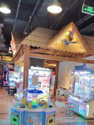 -卡通尼乐园(宝山龙湖天街店)