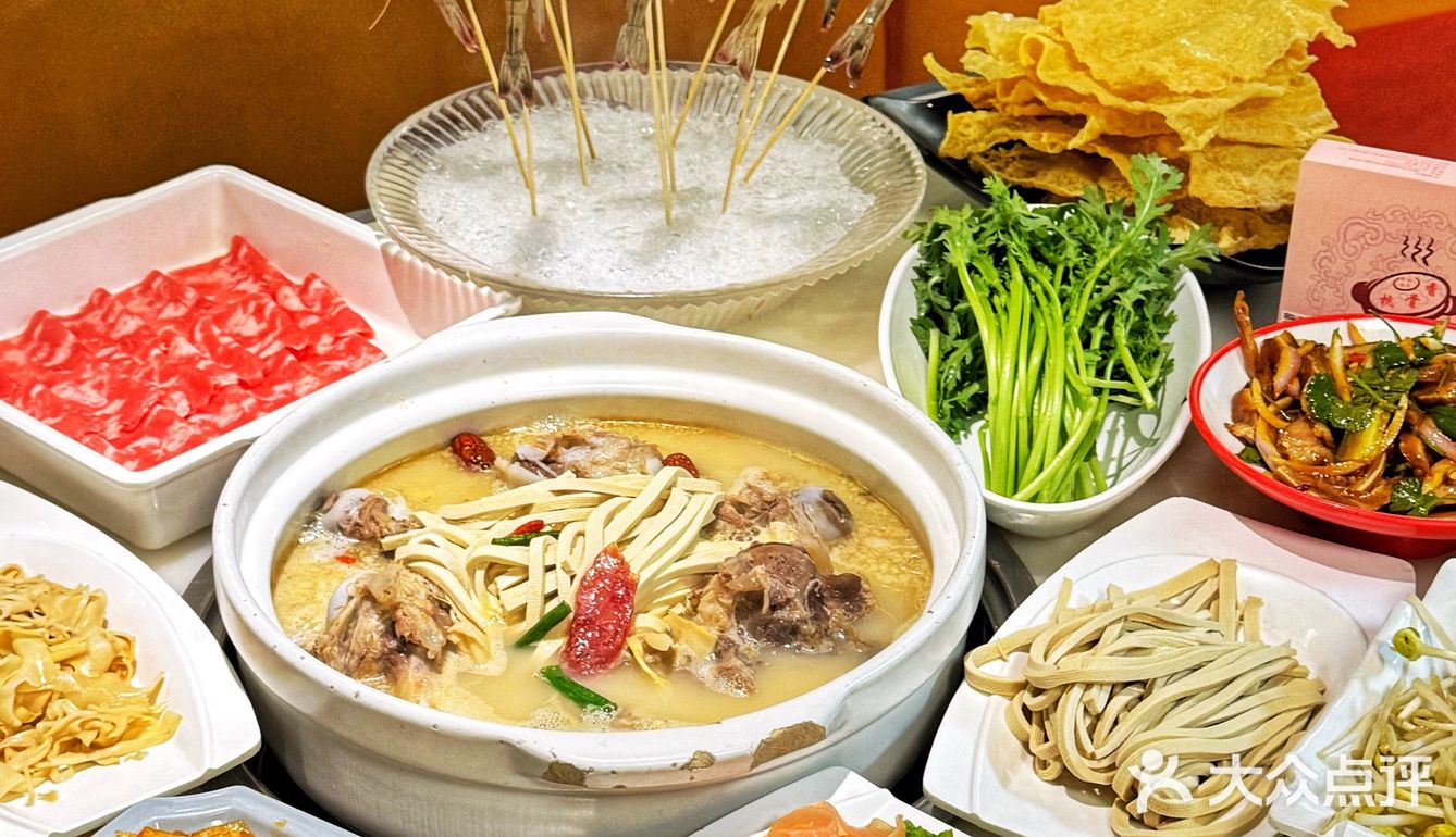 啤酒一元一瓶，饮料免费自助！晚上开门一直到早上