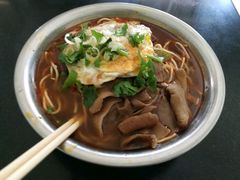 -薛记襄阳香辣牛肉面(平安路店)