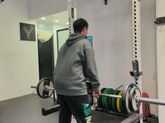 -汗水空间私教健身连锁(SM广场店)
