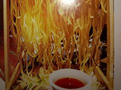 -东口码头·烧鸽子·鱼头泡饼·地方菜(金鹰悦城店)
