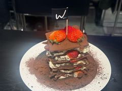 -W COLLECTIVE  DESSERT SHOP