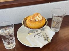 -Café Monson