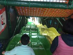 -蒙特利亲子乐园