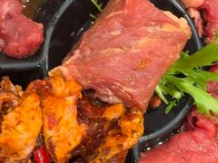 -啊美丽炭火烤肉(滑翔一店)