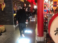 大堂-哥老官重庆美蛙鱼头(宝山龙湖店)