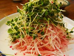 -方国老头包子·39年威海本地老字号•小船海鲜疙瘩汤