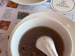 -迈豪国际酒店-百老汇旋转西餐厅