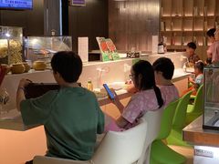 -涨巢·潮玩水疗局