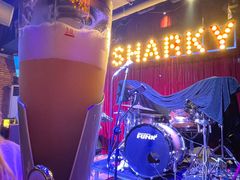 -鲨鱼美式餐厅酒吧Sharky