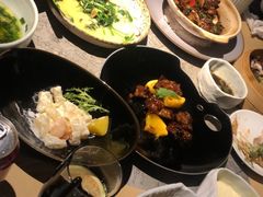 -穹六人间 people 6(岳阳路店)