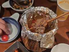 凯里·酸汤片片牛肉-包整·丝娃娃(一览甲秀楼风景店)