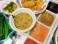 -水桶王国主题餐厅·聚会·生日派对·亲子活动·家庭套餐(亚龙湾希尔顿店)