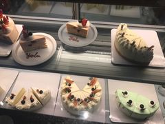 斑斓椰子奶油蛋糕-野路甜点铺(松柏路店)
