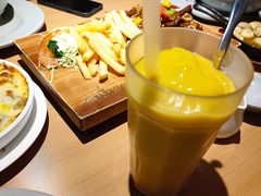 芒果冰沙-Lia Cafe Bar Restaurant松山咖啡屋