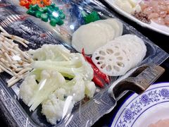 -万重锦·人文川菜馆(骡马市店)