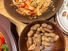 -纳鲁孜·新疆特色餐厅(上海悦荟广场店)