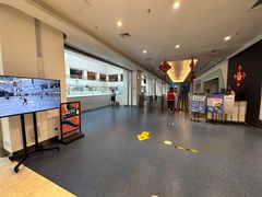 -炫采冰场(红博中央公园商场店)