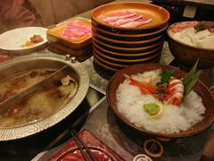 -牛YO寿喜烧·铁板烧和牛火锅自助(市府恒隆店)
