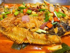 -鸣记脆皮烤鱼·海鲜烤鱼(亿合城店)