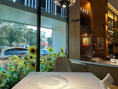 -巴盟人家·内蒙地方菜(华丽家族店)