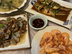 -宾朋海鲜饭庄(兴海路店)