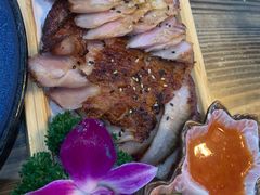 金牌炭烧秘制猪颈肉-Hi YOU你的饭局泰餐厅(雍和宫店)