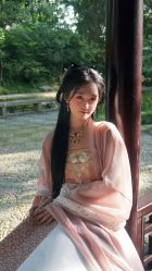 -一揽芳华汉服旗袍体验馆(拙政园店)