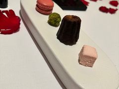 -AZUR聚(香格里拉饭店)