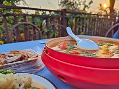 -拾光音乐餐酒吧(告庄星光夜市店)