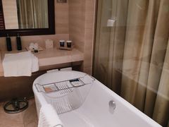 -杭州千岛湖滨江希尔顿度假酒店