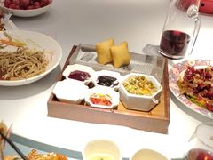 -巴特餐饮6加1音乐餐吧·新疆菜