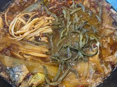 -铁锅炖灶台鱼老三炖鱼馆