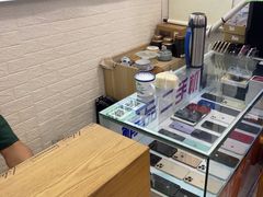 -极速修苹果华为手机维修服务中心(南泉大厦店)