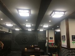 大堂-老蚌埠烤串·新派烧烤·油边王(工农路店)