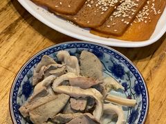 -遵义虾子卢四羊肉粉(大沽路店)