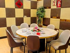 -尚品海鲜肥牛自助火锅(湖明店)