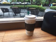 -星巴克臻选(南京艾尚天地店)