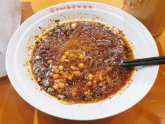 招牌酸辣粉-钟方模白家肥肠粉(春熙店)